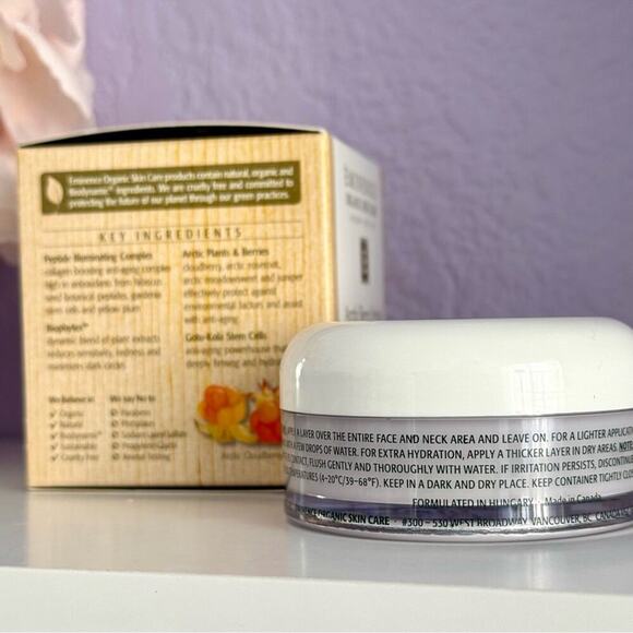 New! EMINENCE Organics Arctic Berry Peptide Radiance Cream, 60ml/2oz - Picture 2 of 7